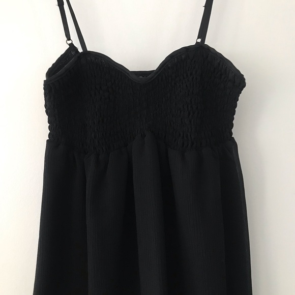 Cute black dressy top XS - Picture 4 of 5